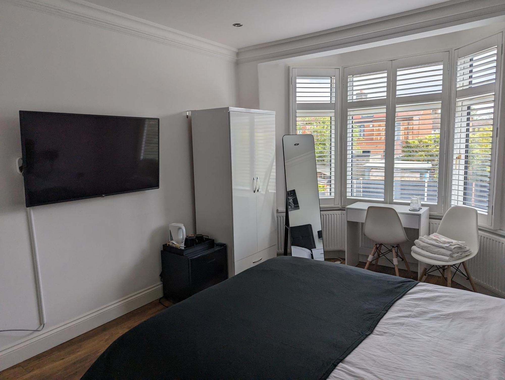 Luxury Hotel Rooms Palmers Green Eksteriør billede